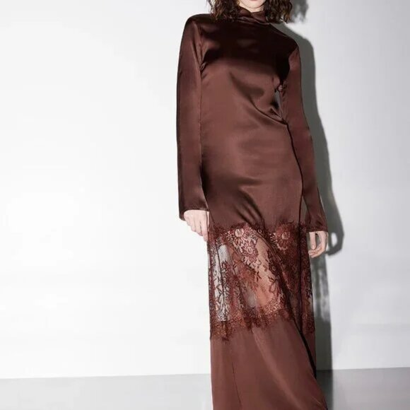 NWT Lace details satin maxi dress - Picture 2 of 3